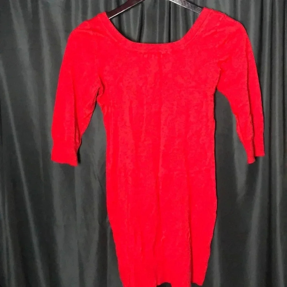 H&M Red‎ Sweater Top - Picture 3 of 4